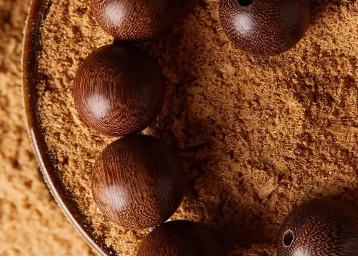 楠曜福契·Goldbliss — Natural Golden Silk Sandalwood Bracelet | Buddha Beads · Crystal Accent · Cultural Strand for Lovers 17 kf S3e78331072bf45e9a3fd61d502cd056dz