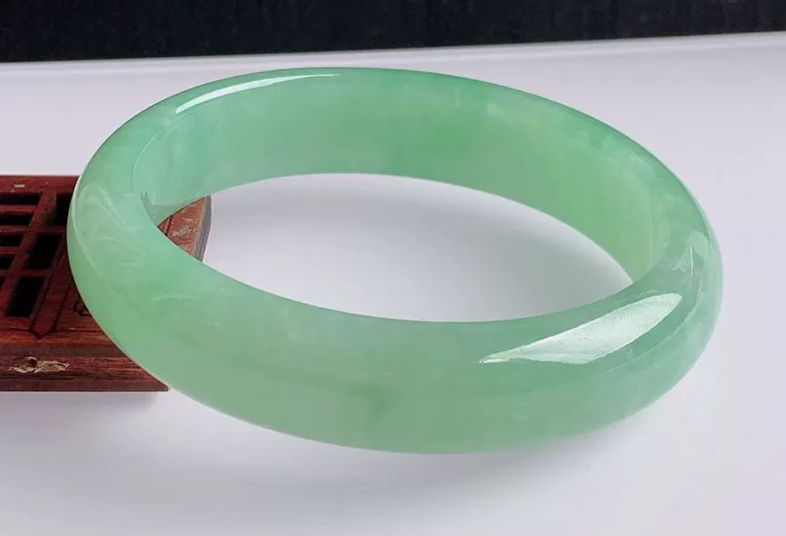 kf S7aafa0e945e54f409e41d05504bf09b7b