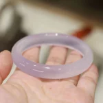 Yùzǐ Lìguāng（玉紫丽光) · Hetianara — Natural Gradient Lavender Jade Bracelet | High-Ice Agate Texture · NGTC Certified · Fine Jewelry for Women