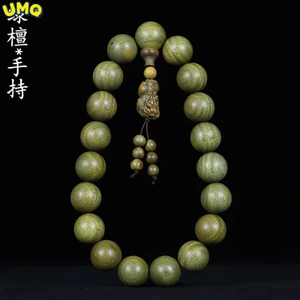 曜息香契·GlowRoot — Green Sandalwood Pixiu Rosary Beads | 2.0cm 18-Son Prayer Pendant · Certified Fine Buddhist Jewelry