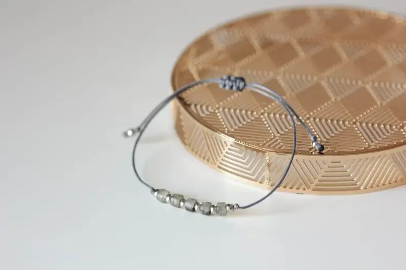 kf Sade16a5858214f11946d8d05784f6961X